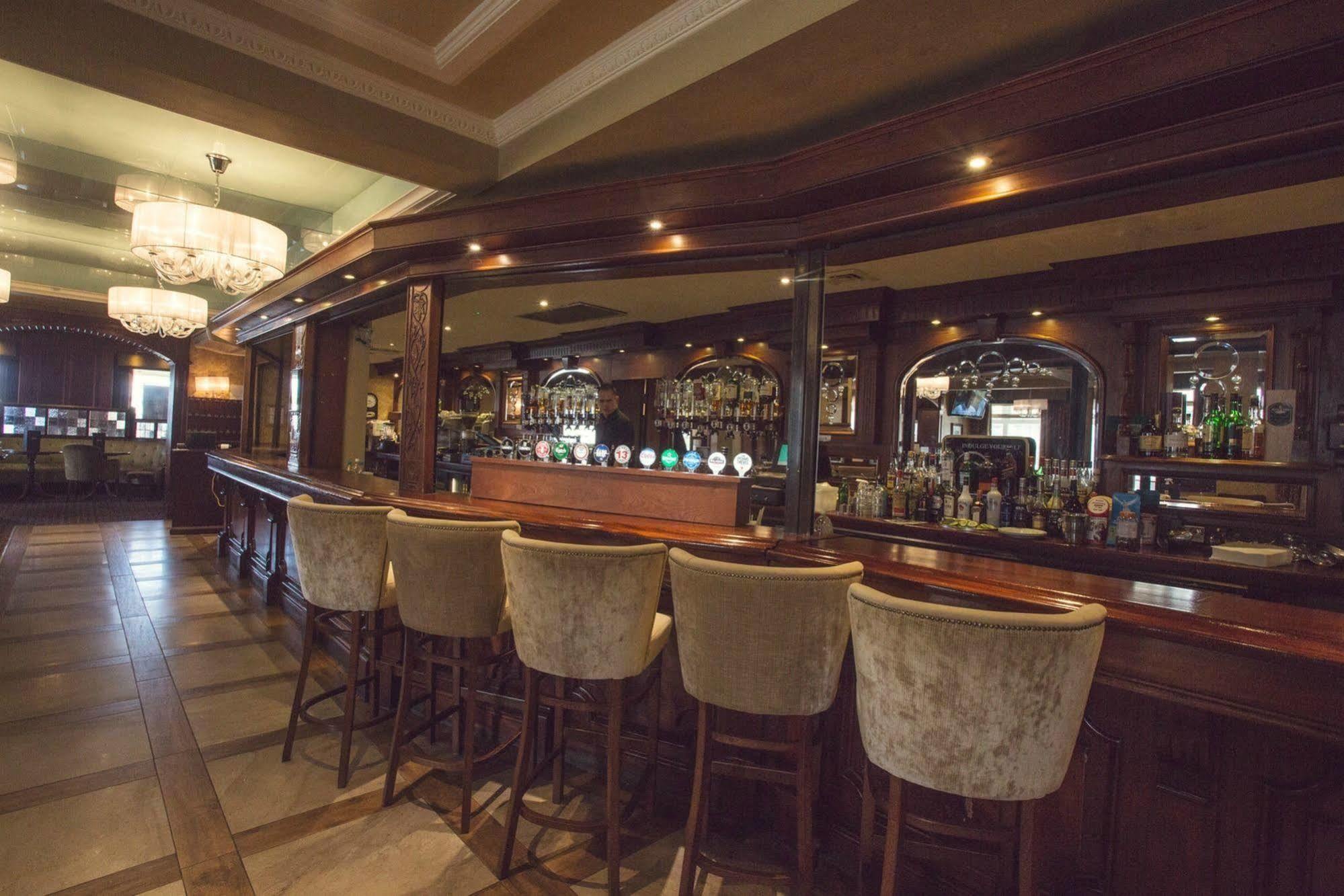 Carrickdale Hotel & Spa Dundalk Exteriör bild